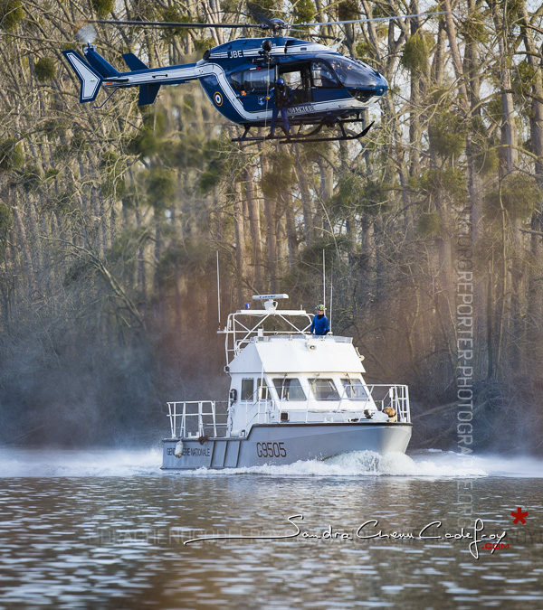 Hélitreuillage sur un bateau de la gendarmerie [Ref:1315-22-0182]